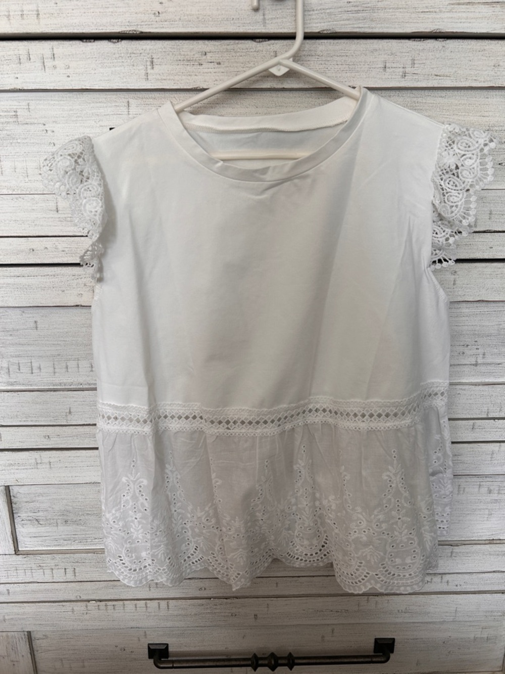 White Lace Trim Cap Sleeve Top
